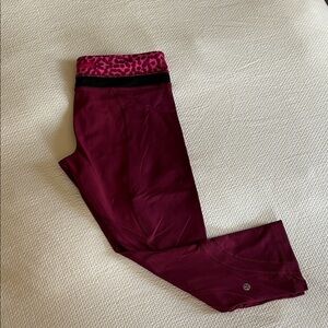 Maroon + spotted lululemon Pace Rival Crop